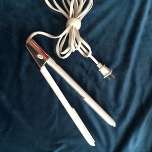 T3 SinglePass 1" Straightening Iron